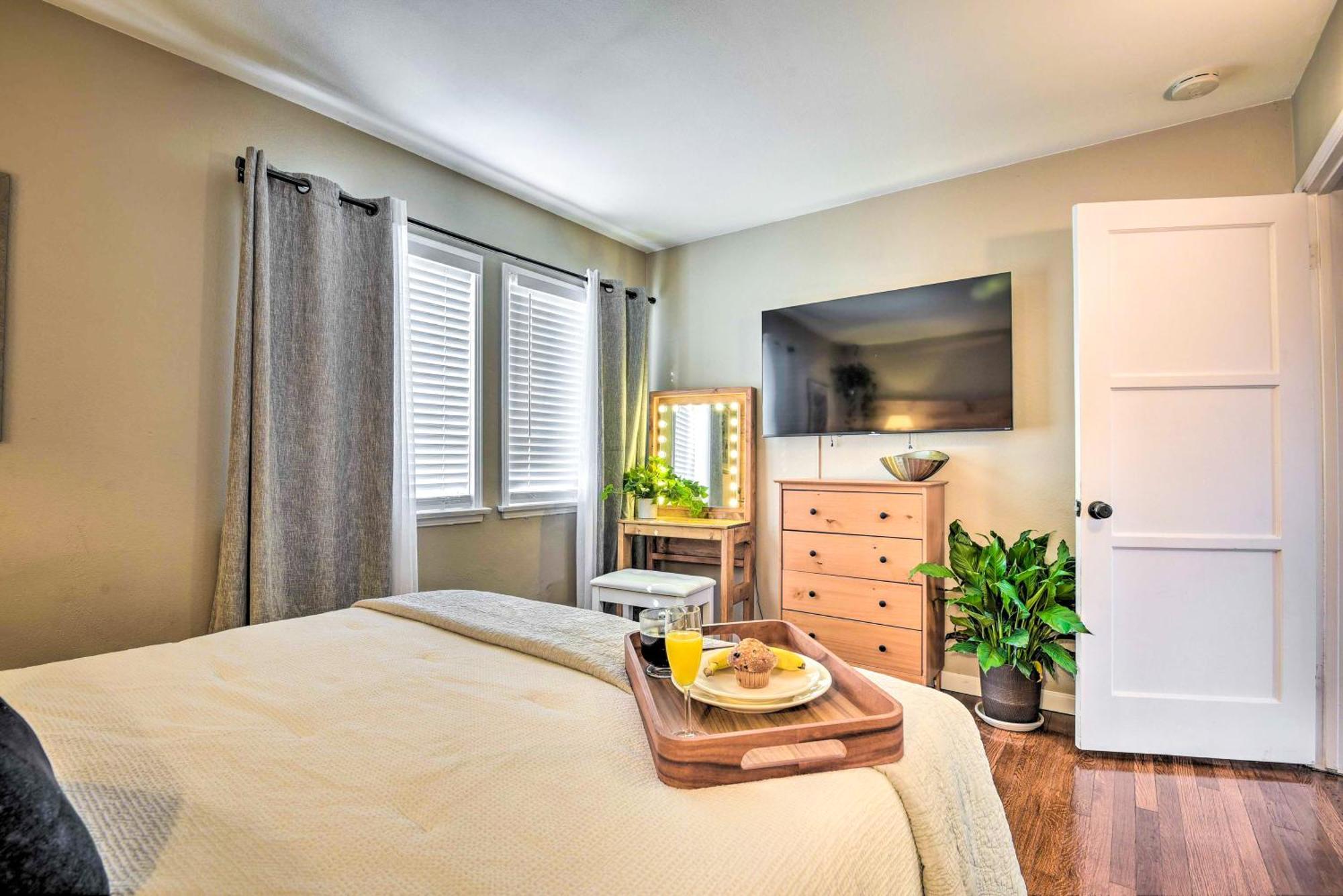 Stylish And Modern Burbank Gem With Private Yard!别墅 外观 照片
