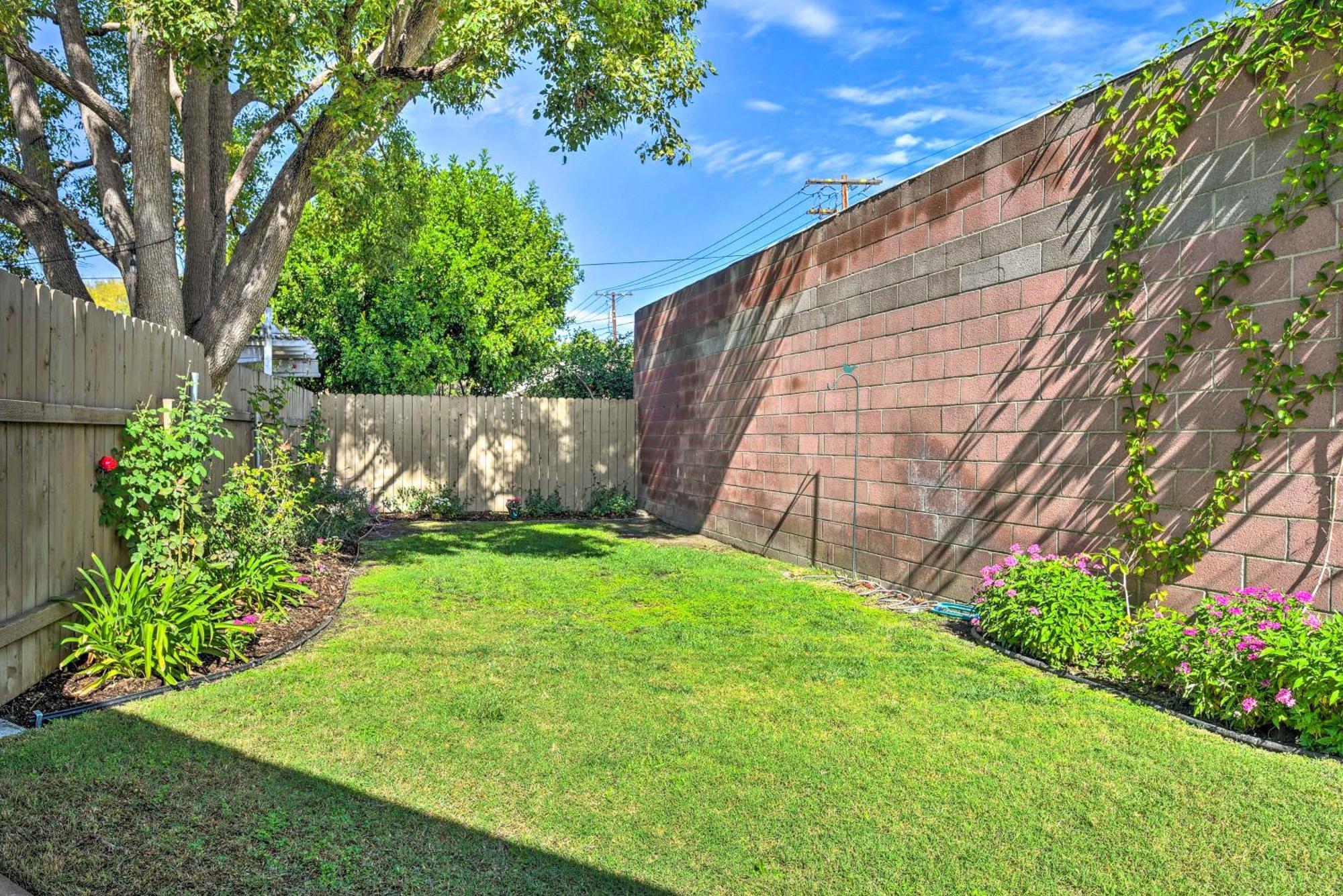 Stylish And Modern Burbank Gem With Private Yard!别墅 外观 照片